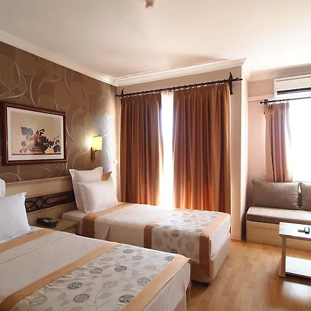 Romance Hotel