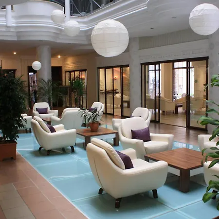 Hotel Romance
