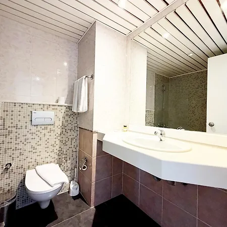 Romance Hotel 3*